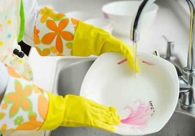 重油污清洗剂 家庭主妇日常清洁的得力助手，南京融祥环保科技引领专业保洁新时代