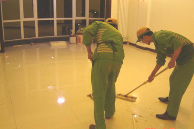 上海石材翻新与昆山保洁公司合作指南 专业清洁提升商业价值